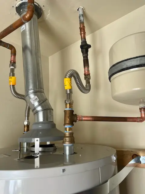 Water heater installation and plumbing repair in Justice